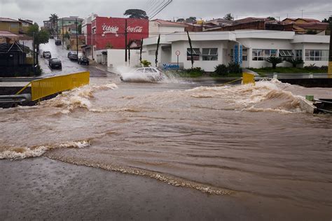Death toll from flooding in Brazil rises to 31
