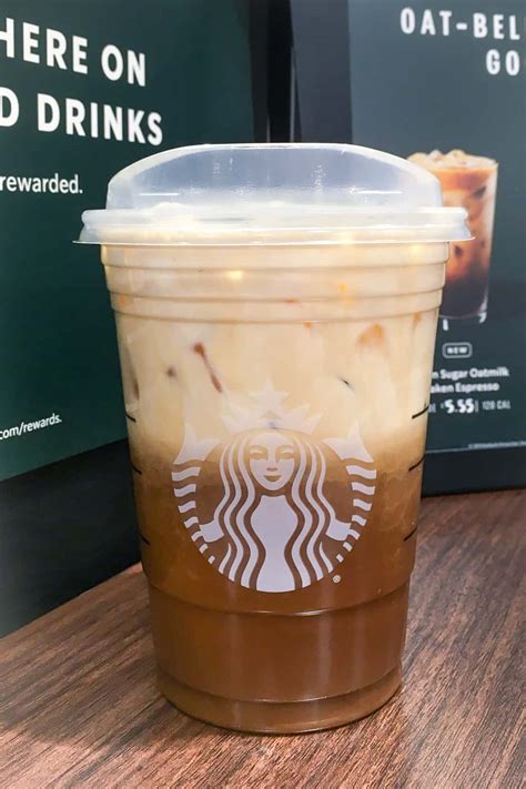 Decaf items at starbucks. To make decaf iced coffee, mix decaffeinated coffee granules with warm water until they dissolve. Add sugar, cold water and vanilla (if using) and stir or blend until combined. Put ice cubes in a tall glass, pour coffee mixture over it. Add milk to … 