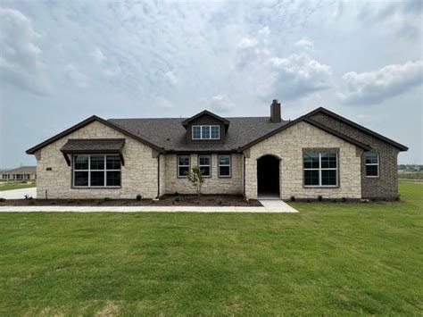 Decatur tx homes for sale with acreage.  For Sale - 123 Croft Ct, Decatur, TX - $...