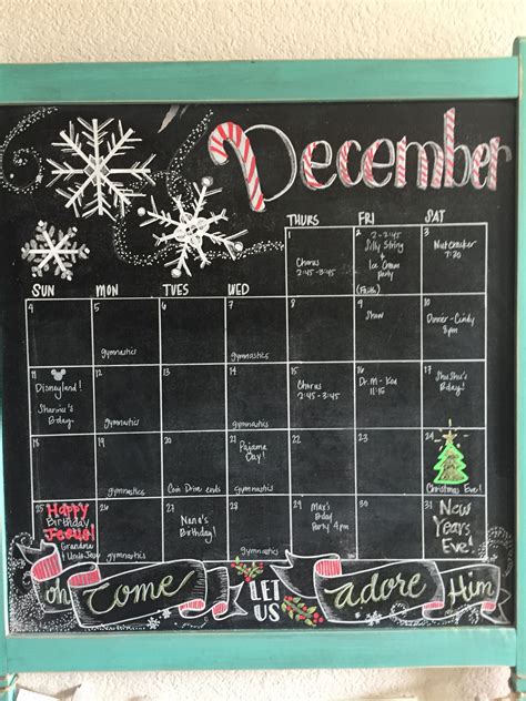 December whiteboard ideas. 2. A Christmas Countdown Calendar Once December rolls in, we’re all on the countdown to Christmas (well, here at School Sparks, we’re counting it down from Halloween!). To get everyone excited about the big day, create a countdown calendar on the whiteboard with each day leading up to Christmas. 