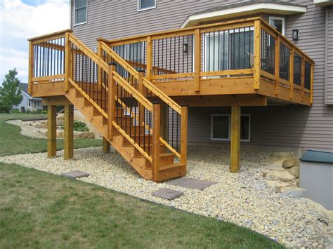 Deck stairs and railings. VEVOR Handrails Stair Railing 43.8-in x 2.4-in x 38.5-in Black Steel Deck Stair Rail Kit 3-4 Steps Wrought Iron Handrail: Our outdoor stair railing for concrete provides extra protection for the elderly, children, and disabled struggling to use stairs; The flexible height allows the exterior handrail for steps to fit 3 or 4 stairs, meeting … 