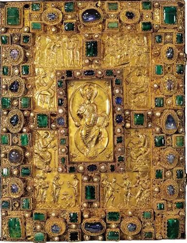 Deckel des codex aureus von st. - Pinneo apos s guide to composition.