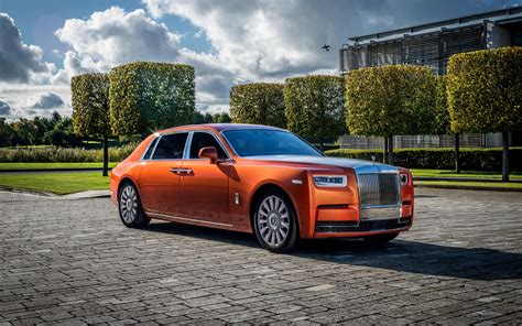 Decorate Your Walls with the Ultimate Luxury: Rolls Royce Wallpaper 4K