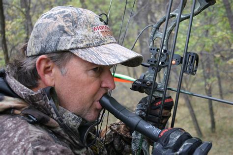 Oct 21, 2021 · Keep a bleat call or grunt tube handy to stop moving deer long enough for a shot. Jarrod Spilger. Farris also likes to use a grunt call to grab the attention of passing bucks. “If you get a buck ... .