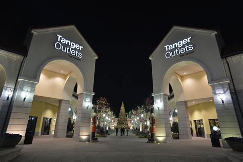 Deer park outlets. Deer Park 152 The Arches Circle Deer Park, NY 11729 (631) 667-0600 Tanger Gift Cards Frequently Asked Questions Contact us Community Strategic partnerships Leasing Investor Relations Corporate news Careers at Tanger 