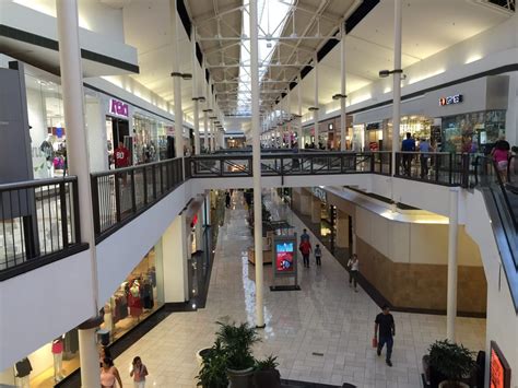 With a visit to Deerbrook Mall in the Greater Houston Metro area, y