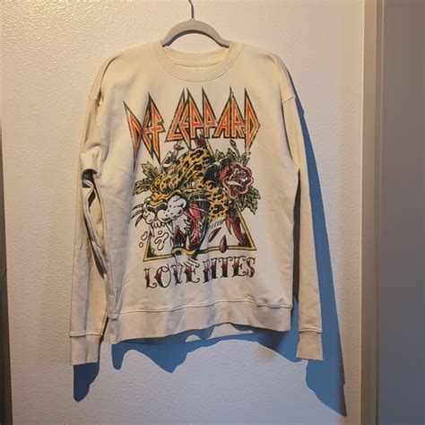 Def Leppard Sweaters for Women - Poshmark