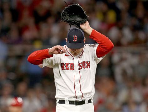 Defensive miscues sink Red Sox again as Reds rally for 5-4 win