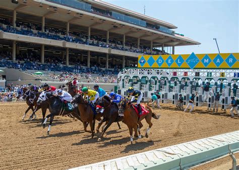 Del mar racing. Del Mar’s summer racing season returns with a wide variety of events. Flightline, shown winning an allowance optional claiming race at Del Mar last summer, is one of the top … 