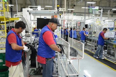 Del nuevo sindicalismo maquilador en la ciudad de chihuahua. - Yamaha fzs600 fazer 98 03 service repair workshop manual.