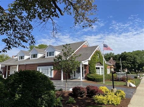 Delafield funeral homes.  Hultgren Funeral Home and Cremation Center pr...