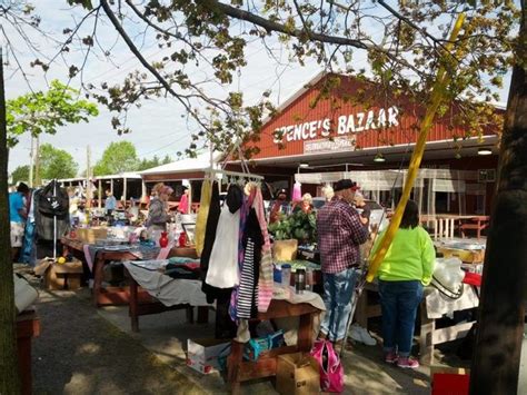 It is Northern Pennsylvania's oldest operating market as well as one of the largest flea markets in the Poconos, which currently hosts 300 vendors. Blue Ridge Flea Market Address : 648 State Rte 115, Saylorsburg, PA 18353, United States. 