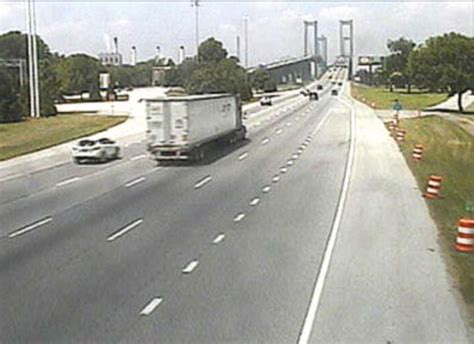 The Delaware Memorial Bridge has four live tr