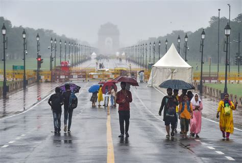 Snepbang Video New - Delhi Weather Update: National Capital records 7.4 degrees Celsius minimum  temperature
