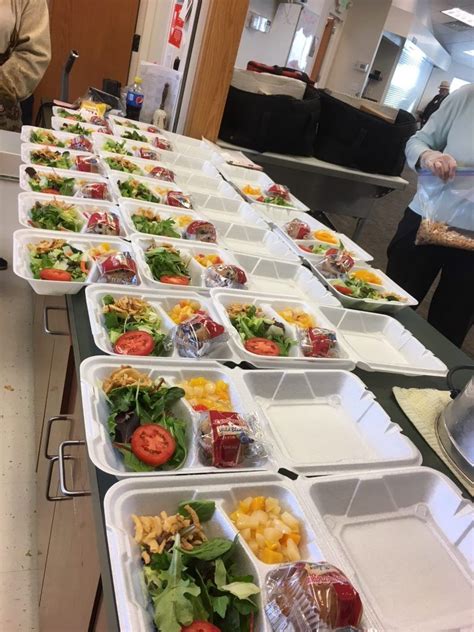 Delivered meals for seniors. We offer a simple, convenient meal delivery service for seniors. You choose what you want to eat, with dozens of healthy, chef-prepared menu options. Order a la carte items or complete meals online, via email or by phone, and your meals arrive at your door in 1-2 business days. 
