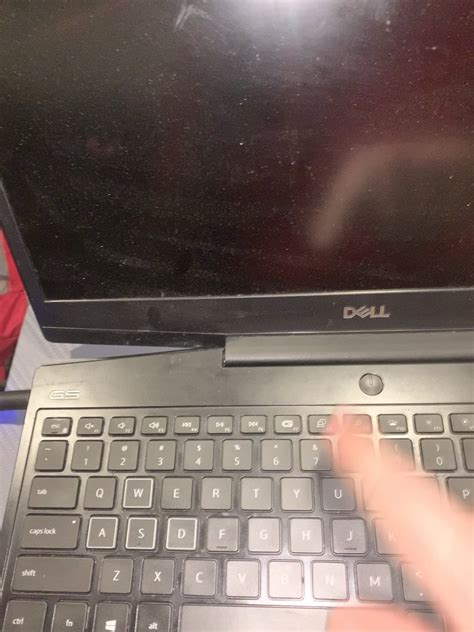 Dell g5 reddit.  Would dip immediately below when I&rsquo;d minimize to check out the temp).  It h...