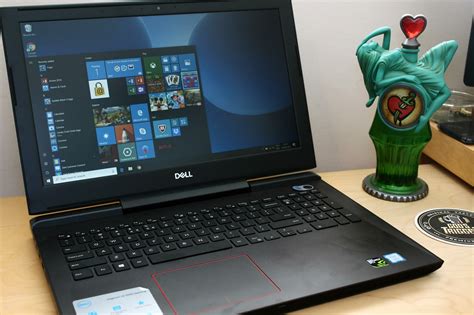 Dell inspiron 15 7000 laptop