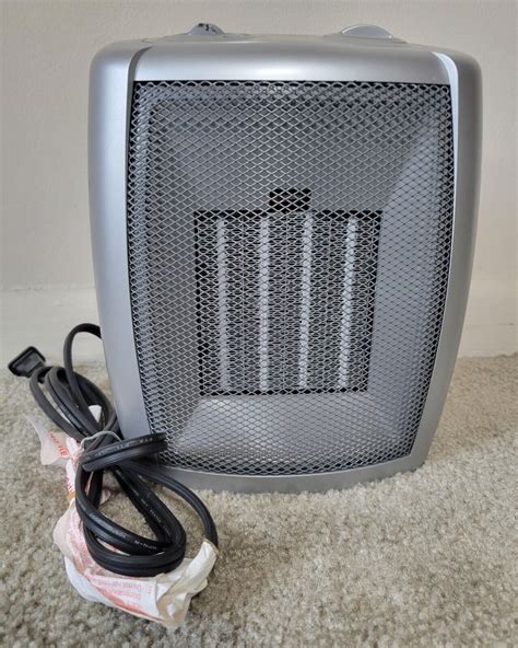 Delonghi DCH1030 Basic Ceramic Heater - trustedair.com