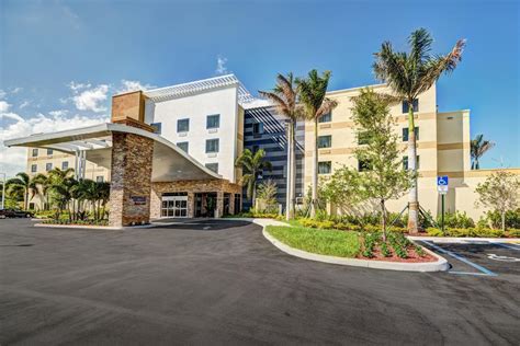 Barista. Courtyard by Marriott - Delray Beach. Delray Beach, FL 33483. From $13.50 an hour. Full-time + 1. Monday to Friday + 5. Easily apply. Overview: A Kolter Hospitality Bistro Attendant delivers service excellence to our guests and creates a welcoming, comfortable environment. This position is….. 