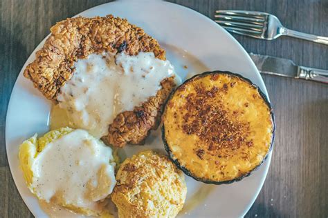 Delta biscuit company. May 20, 2022 · Delta Biscuit Co. held a grand opening in early April at 900 S. Main St. in Bentonville near Spud Doctors. The menu includes items like Thug Nasty, a biscuit with fried chicken, bacon, egg and ... 