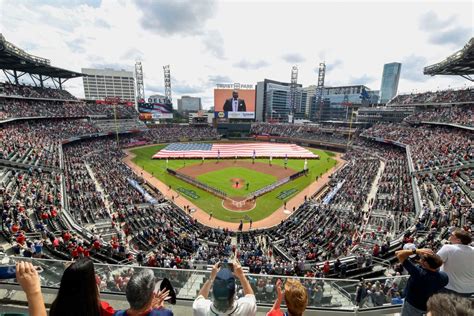 Delta club seats truist park. Feb 23, 2560 BE ... The Atlanta Braves' have offered fans a sneak peek at the new SunTrust Park and the Delta SKY360 Club as part of its “Walk in the Park” ... 