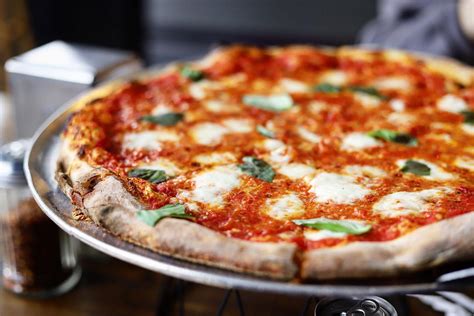 Deluca pizza. Mama DeLuca's Pizza has been a Slice partner for 3 years. This local business is a feature of the community it serves. Curbside pickup makes takeout easy. All you have to do is place an order and show up. You … 