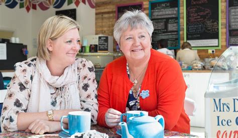 Dementia Café – information and advice for people in a relaxed setting