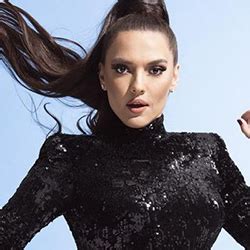 Demet Akalın Evli, Mutlu, Çocuklu mp3 indir dinle şarkı sözleri . 