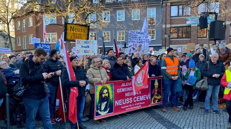 Demo Demo: Demo, n.¹ adj. meanings, etymology and more Oxford Demo, n.¹ adj. meanings, etymology and more Oxford image 1