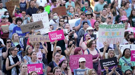 Democratic division blocks effort to end Michigan’s 24-hour wait for an abortion