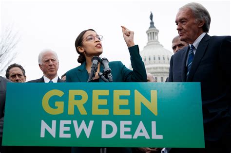 Democrats push for Green New Deal in health care sector