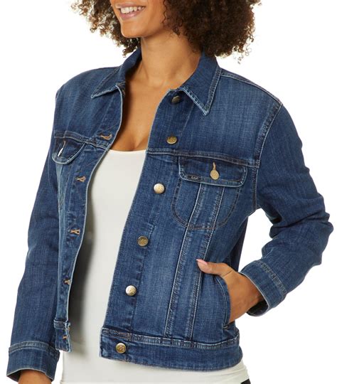 Jul 28, 2023 · QVC Offers Adaptive Collection Through Private Label Fashion Brand Denim & Co. Pieces retail from $60 to $80. By Lisa Lockwood. July 28, 2023, 12:01am. QVC will launch an adaptive clothing line .... 