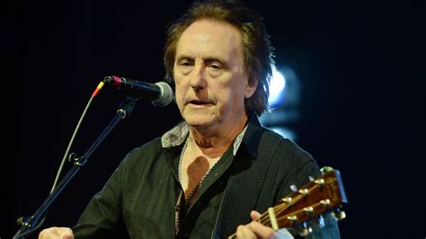 Denny Laine, co-founder of bands Wings and The Moody Blues, dies at 79