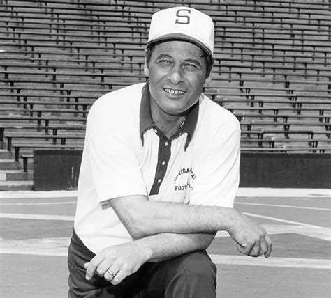 Denny Stolz, former Michigan State football coach, dies at 89