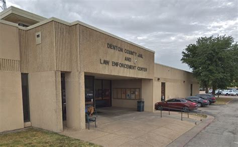 Denton Jail (TX) Inmate Search and Jail Roster Information. 940-349-7954. 601 East Hickory, Denton, TX, 76201. Denton Jail Website. Denton Jail is a high security city jail located in city of Denton, Denton County, Texas. It houses adult inmates (18+ age) who have been convicted for their crimes which come under Texas state law.. 