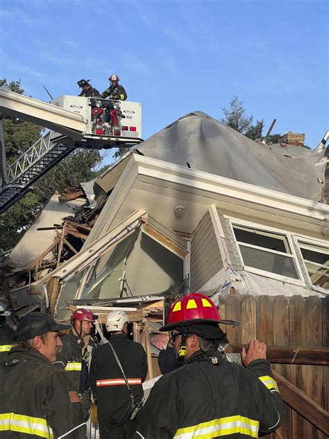 Denver house explodes and partially collapses, hospitalizing 1