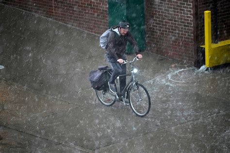 Denver pounded by hail, with flash flooding on I-25 and elsewhere