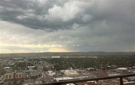 Denver weather: 60-mph wind and quarter-size hail possible