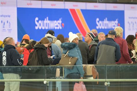 Denver weather: Over 300 flights delayed at DIA on Christmas Eve
