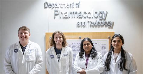 The Department of Pharmacology & Toxicology is among the oldest in North America. We offer training in pharmacology and toxicology to both undergraduate and graduate students who may subsequently go on to exciting research, regulatory and administrative careers in academic, industrial, and healthcare provision settings.. 