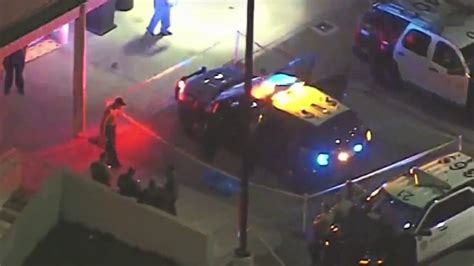 Deputies seek shooter in Compton slaying