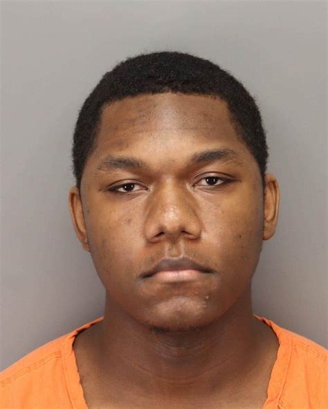Deronke barron. Oct 6, 2021 · A 17-year-old boy has been arrested in connection with the shooting death of a 16-year-old on Oct. 1 in Brandon, the Hillsborough County Sheriff’s Office reported Wednesday. Deputies were called ... 