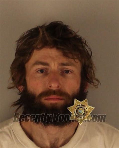 3 NEW BOOKINGS/MUGSHOTS WERE ADDED TO DESCHUTES COUNTY ON 1/11/2023 (please note that these numbers may change since some new bookings are sometimes added later than this post).... 