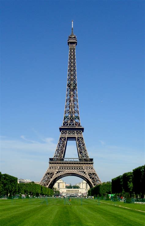 Description of the Eiffel Tower