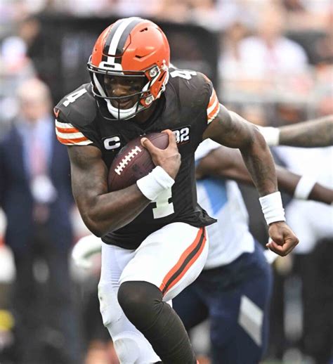 Deshaun Watson quiets critics with strong performance Browns hope will be one of many