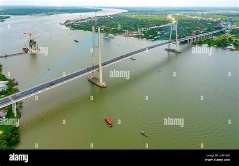 Design and Construction of the My Thuan Bridge, Vietnam