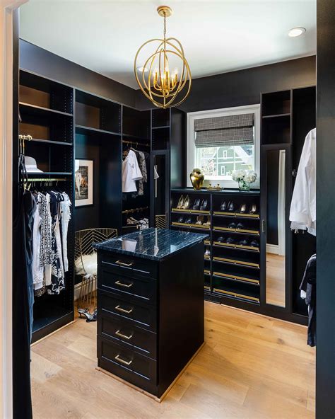 Designer closet. Aug 16, 2016 · Designer Darryl Carter used an antique French cellar door mounted on a custom-made track as the closet door in this guest bedroom of his parents' Miami retreat. William Waldron. Artworks by Leigh Wells (left) and Jack Stauffacher grace the dressing room of designer Douglas Durkin's Manhattan apartment. Simon Watson. 
