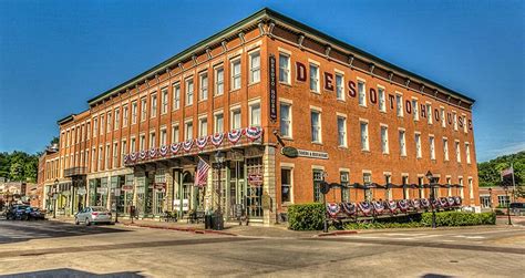 Desoto house galena il. Now $122 (Was $̶1̶4̶6̶) on Tripadvisor: DeSoto House Hotel, Galena. See 783 traveler reviews, 271 candid photos, and great deals for DeSoto House Hotel, ranked #4 of 11 hotels in Galena and rated 4 of 5 at Tripadvisor. ... 230 S Main St, Galena, IL 61036-2227. Write a review. Check availability. Full view. View all photos (271) 271 ... 