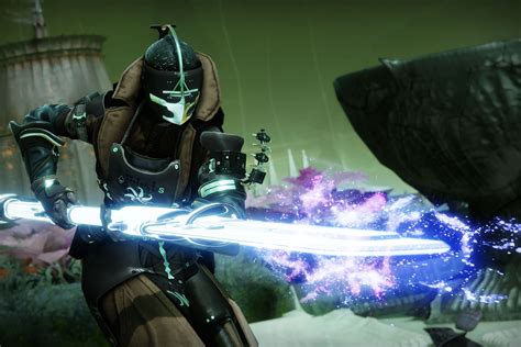 Destiny 2: The Witch Queen glaives are fun, unique, and powerful