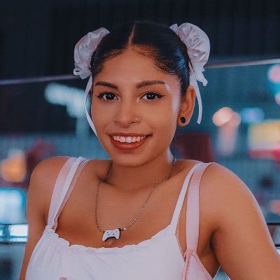 Destinyfomo nip slip